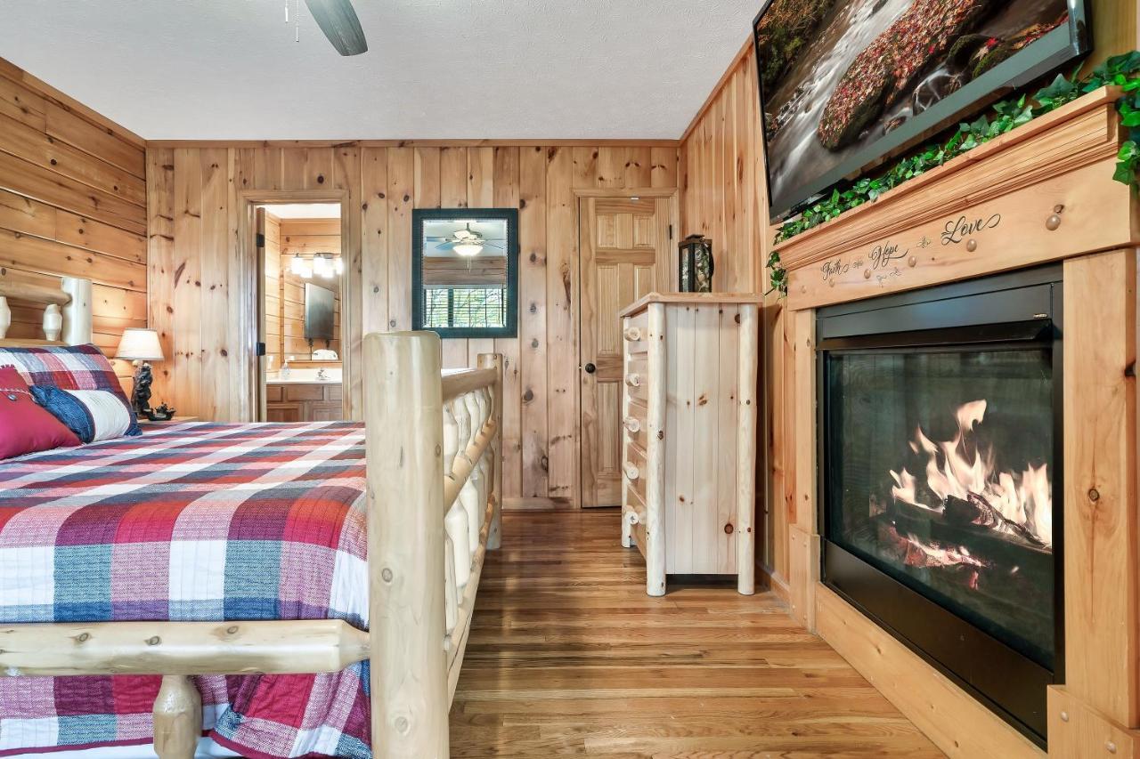 Lazy Bear Den Villa Sevierville Exterior foto